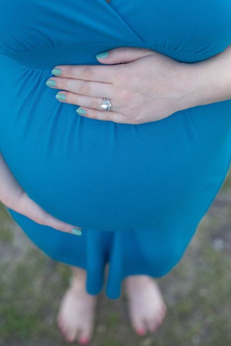 24 weeks with Olivia: Viability and maternity photos