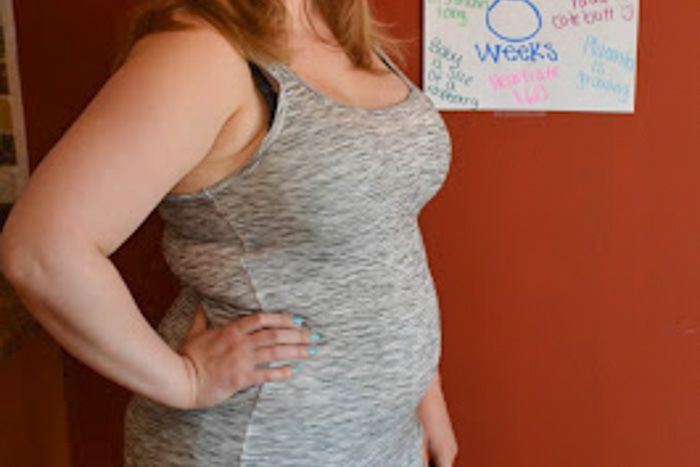 Pregnancy bump photos with Olivia